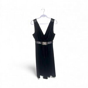 Scarlett Nite Woman Black Velvet Sleeveless Dress Size 18W